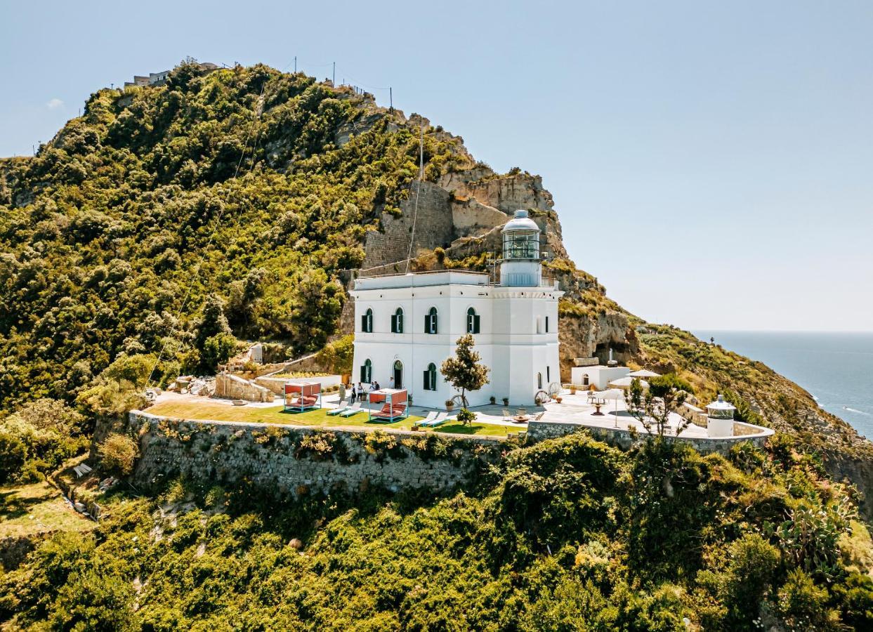 Faro Punta Imperatore Forio di Ischia Esterno foto