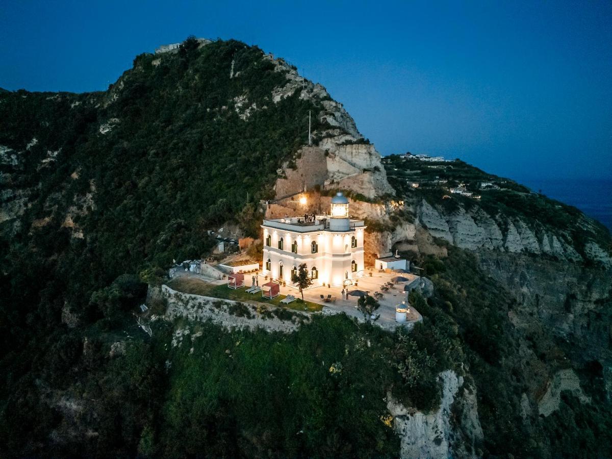 Faro Punta Imperatore Forio di Ischia Esterno foto