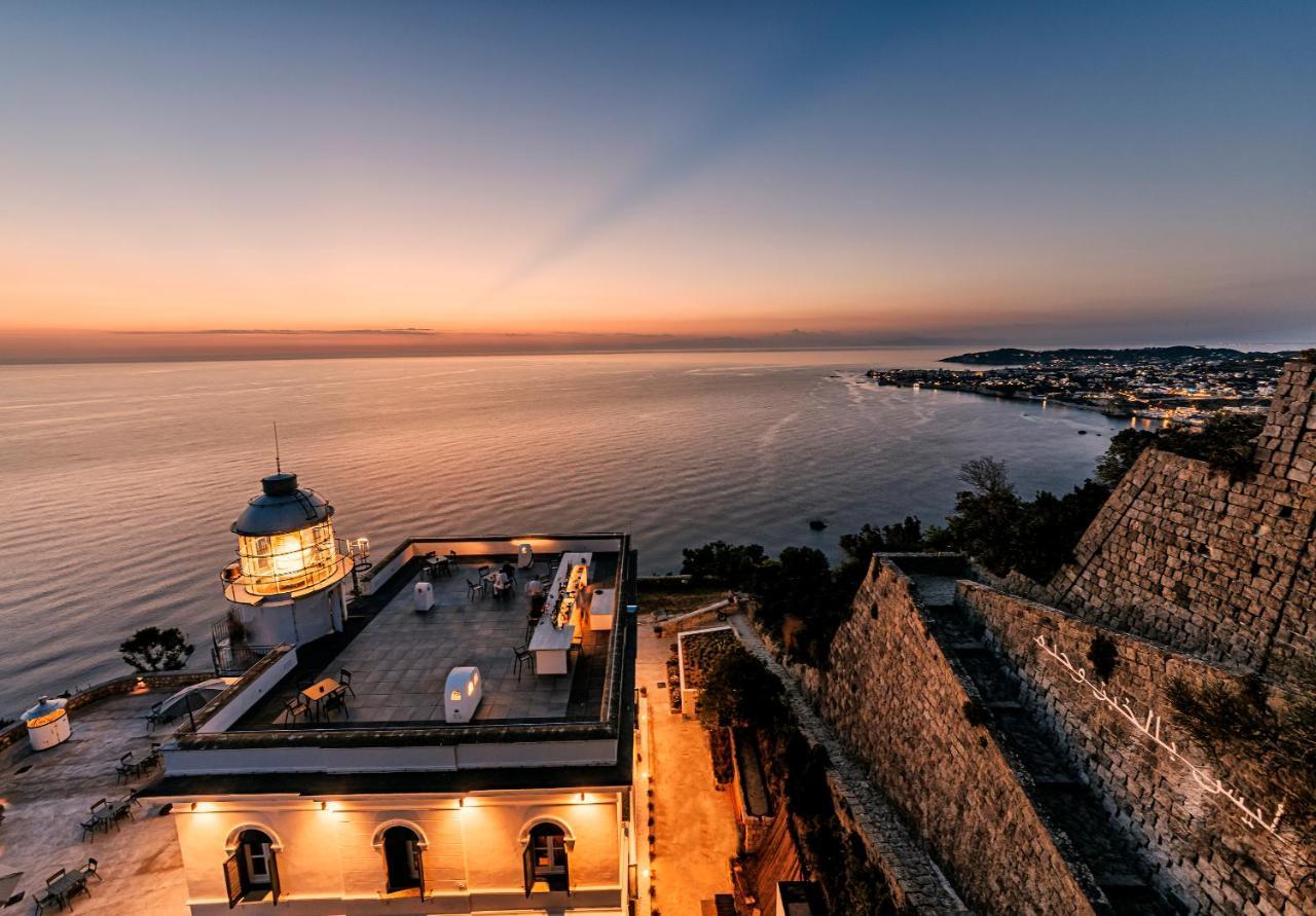 Faro Punta Imperatore Forio di Ischia Esterno foto